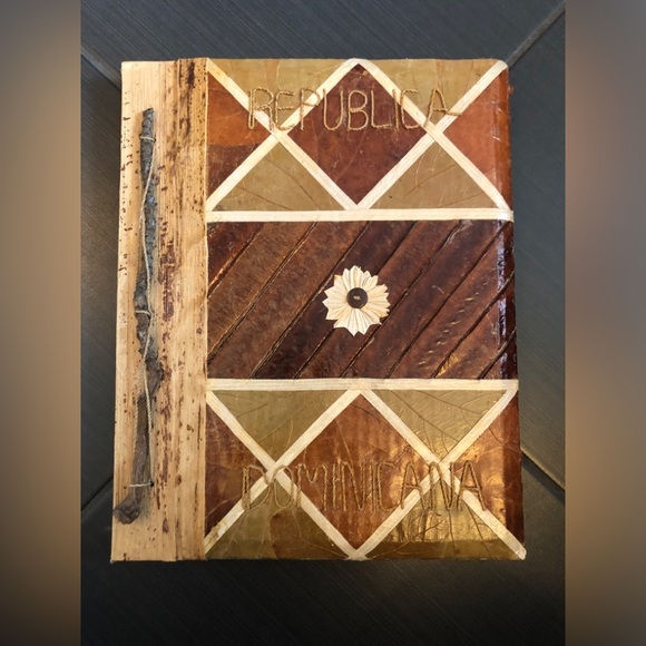 NWOT Handmade 🇩🇴Dominican Republic Photo Album/Scrapbook - Picture 1 of 10